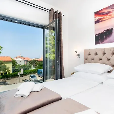 Boutique Arion 4*